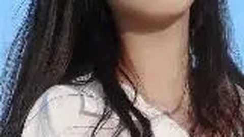 “绿叶化身钢铁英雄”