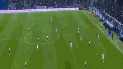 激战卡尔斯鲁厄！杜塞尔多夫能否一骑绝尘，谱写胜利新篇章？